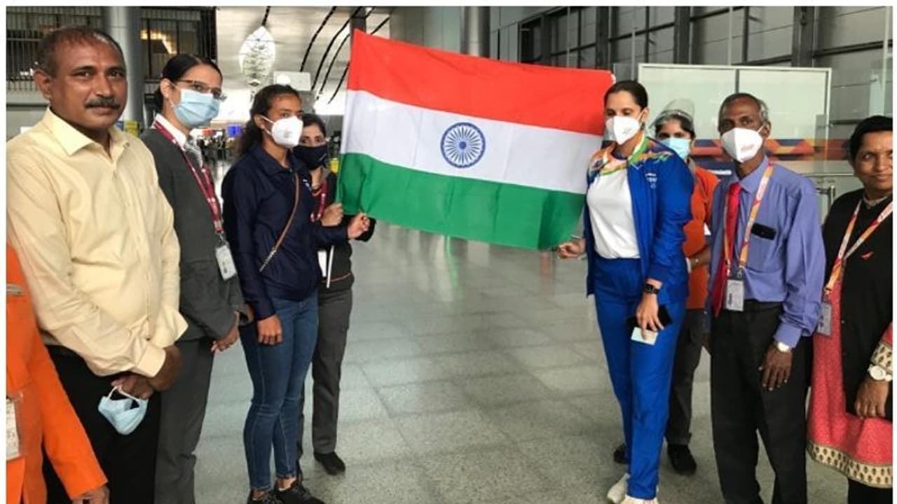 ടോക്യോയില് ഇന്ത്യന് പതാക പാറിപ്പറക്കും; ആശംസകളുമായി അഖിലേന്ത്യാ ഫുട്ബോള് ഫെഡറേഷന് ടോക്യോയില് ഇന്ത്യന് പതാക പാറിപ്പറക്കും; ആശംസകളുമായി അഖിലേന്ത്യാ ഫുട്ബോള് ഫെഡറേഷന്