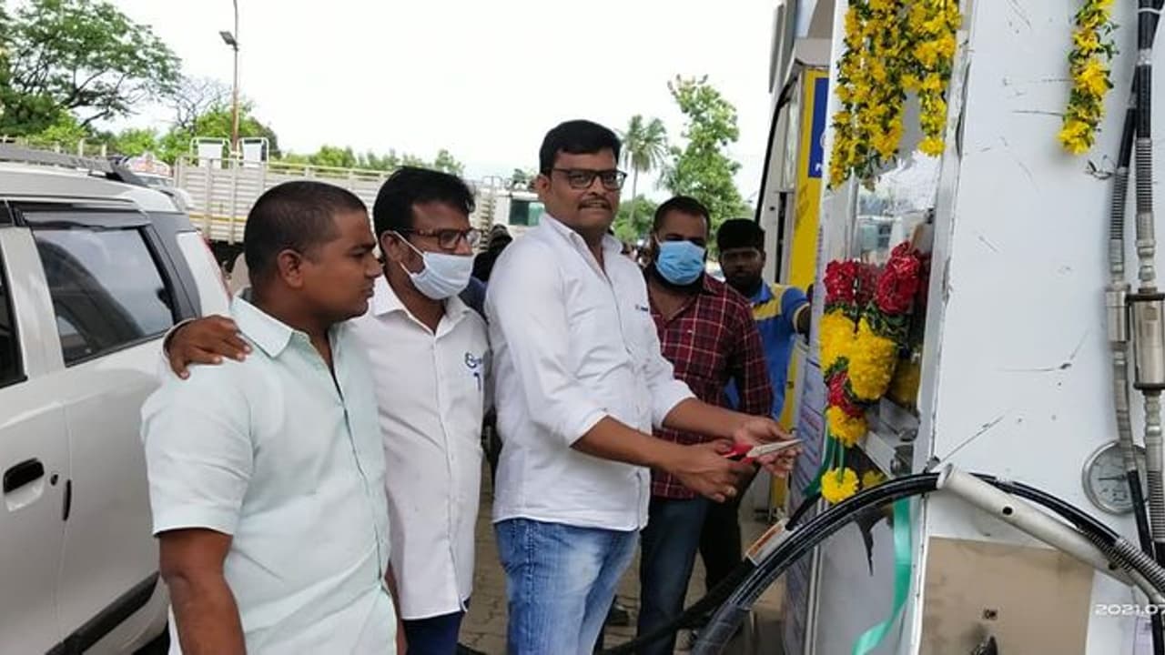 నందిగామలో మేఘా సిఎన్జి గ్యాస్ సేవలు ప్రారంభం.. త్వరలో మరిన్ని ప్రాంతాలకు.. నందిగామలో మేఘా సిఎన్జి గ్యాస్ సేవలు ప్రారంభం.. త్వరలో మరిన్ని ప్రాంతాలకు..