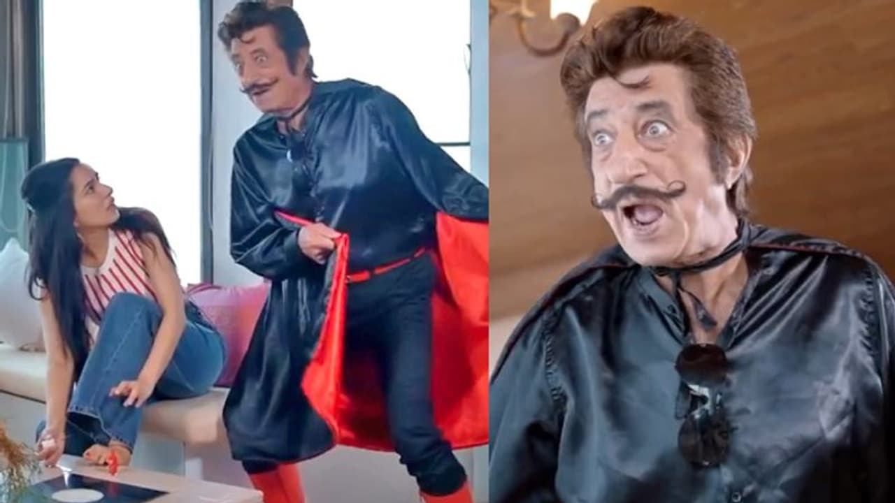 क्राइम मास्टर गोगो बन शक्ति कपूर ने अपनी ही बेटी को डराया, श्रद्धा से लूटकर ले गए ये 1 चीज क्राइम मास्टर गोगो बन शक्ति कपूर ने अपनी ही बेटी को डराया, श्रद्धा से लूटकर ले गए ये 1 चीज