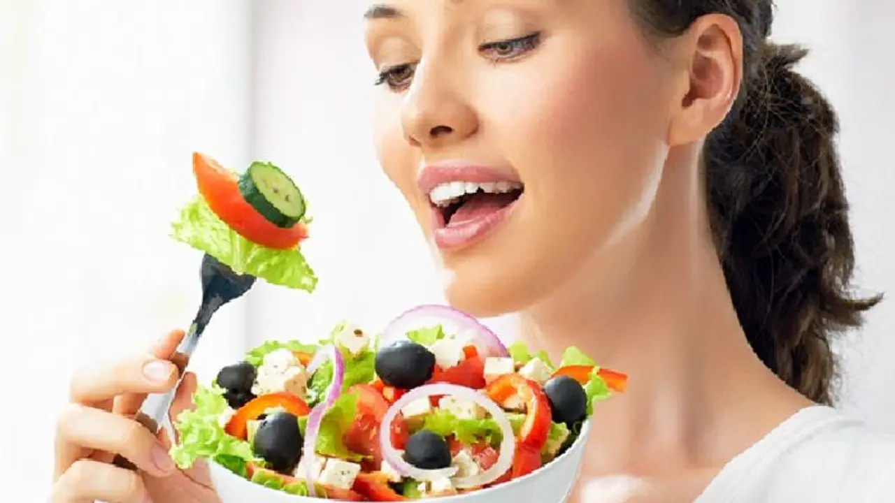 Health Tips : പ്രാതലിൽ ഉൾപ്പെടുത്തേണ്ട അഞ്ച് ഹെൽത്തി ഫുഡുകളിതാ... Health Tips : പ്രാതലിൽ ഉൾപ്പെടുത്തേണ്ട അഞ്ച് ഹെൽത്തി ഫുഡുകളിതാ...