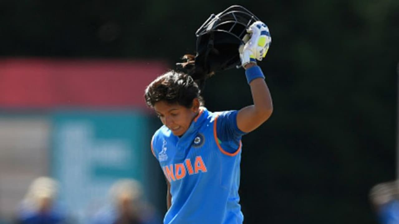 గాయం నుంచి కోలుకోని హర్మన్ప్రీత్ కౌర్... ఆస్ట్రేలియాతో రెండో వన్డేకి కూడా దూరం... గాయం నుంచి కోలుకోని హర్మన్ప్రీత్ కౌర్... ఆస్ట్రేలియాతో రెండో వన్డేకి కూడా దూరం...