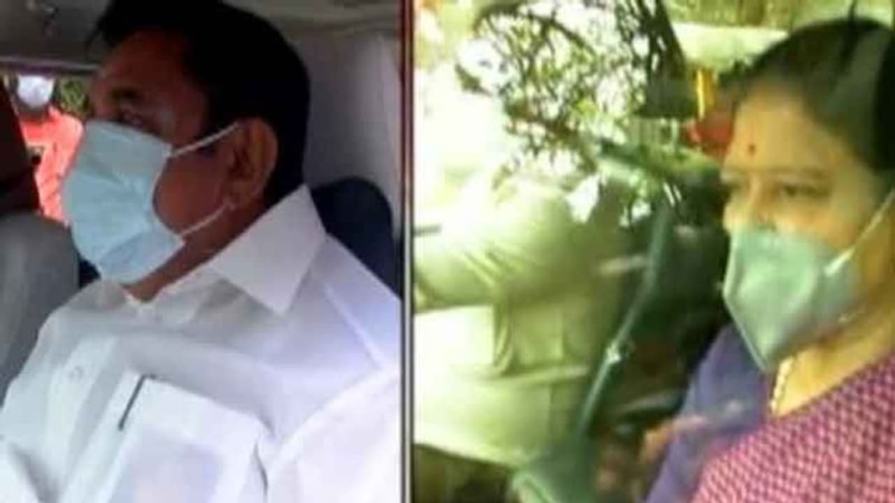 #BREAKING மதுசூதனனை நலம் விசாரிக்க அப்பல்லோ மருத்துவமனைக்கு இபிஎஸ், சசிகலா ஒரே நேரத்தில் வருகை..! #BREAKING மதுசூதனனை நலம் விசாரிக்க அப்பல்லோ மருத்துவமனைக்கு இபிஎஸ், சசிகலா ஒரே நேரத்தில் வருகை..!