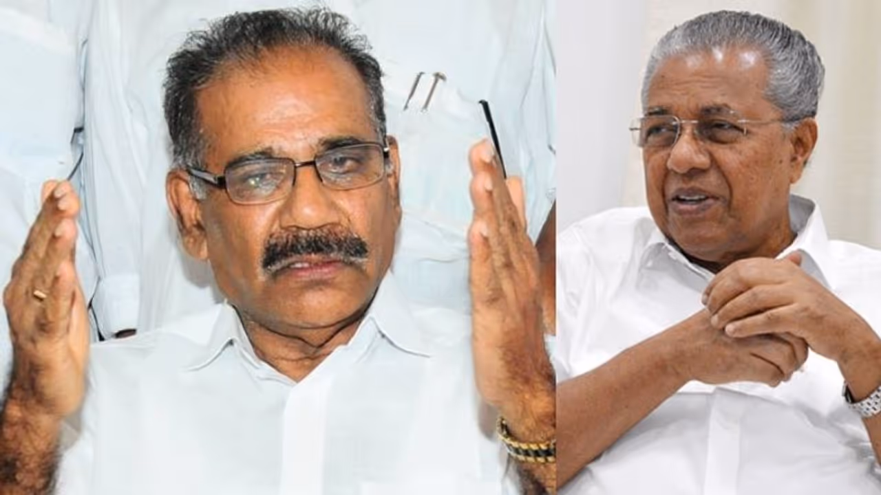 സർക്കാരിന് പുതിയ തലവേദന: വീണ്ടും ഫോൺ സംഭാഷണത്തിൽ കുടുങ്ങി മന്ത്രി എ കെ ശശീന്ദ്രൻ സർക്കാരിന് പുതിയ തലവേദന: വീണ്ടും ഫോൺ സംഭാഷണത്തിൽ കുടുങ്ങി മന്ത്രി എ കെ ശശീന്ദ്രൻ