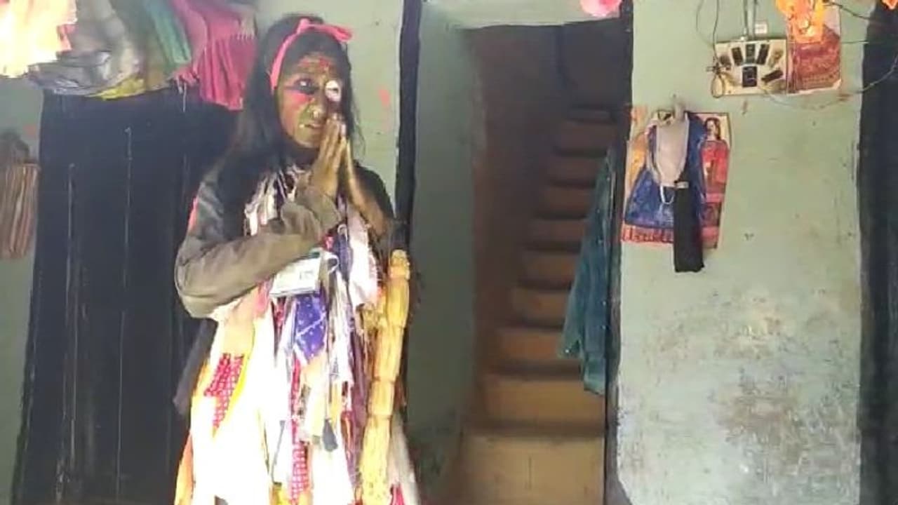 মানবিকতার হাত, বহুরূপীদের পাশে অভিনেতা শুভাশিস মুখোপাধ্যায় ও লোকেশ্বরানন্দ আই ফাউন্ডেশন মানবিকতার হাত, বহুরূপীদের পাশে অভিনেতা শুভাশিস মুখোপাধ্যায় ও লোকেশ্বরানন্দ আই ফাউন্ডেশন