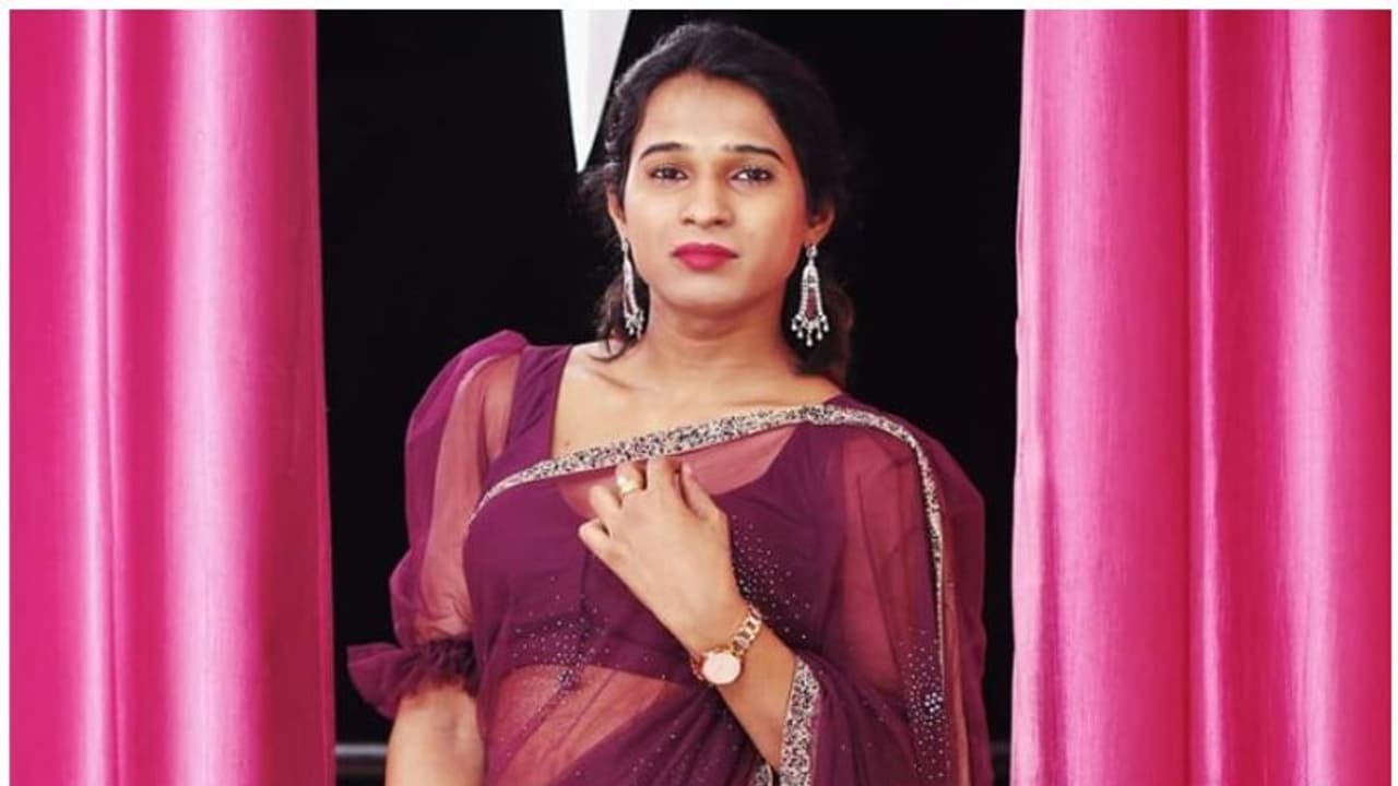 ട്രാന്സ്ജെണ്ടറുടെ മരണത്തിൽ അടിയന്തര അന്വേഷണം നടത്താന് ആരോഗ്യമന്ത്രിയുടെ നിർദേശം ട്രാന്സ്ജെണ്ടറുടെ മരണത്തിൽ അടിയന്തര അന്വേഷണം നടത്താന് ആരോഗ്യമന്ത്രിയുടെ നിർദേശം