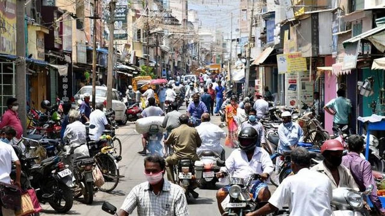நெருங்கும் தீபாவளி… வருகிறதா 144 தடை உத்தரவு…? சாட்டையை கையில் எடுக்கும் மத்திய அரசு நெருங்கும் தீபாவளி… வருகிறதா 144 தடை உத்தரவு…? சாட்டையை கையில் எடுக்கும் மத்திய அரசு
