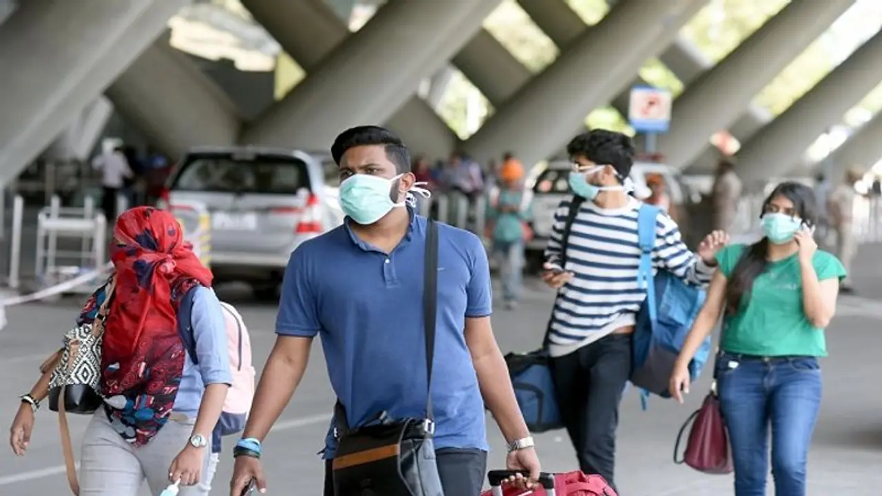 ದೇಶದಲ್ಲಿ 42,982 ಹೊಸ ಕೊರೋನಾ ಕೇಸ್ ಪತ್ತೆ, ಲಾಕ್ಡೌನ್ ಆತಂಕದಲ್ಲಿ ಜನತೆ! ದೇಶದಲ್ಲಿ 42,982 ಹೊಸ ಕೊರೋನಾ ಕೇಸ್ ಪತ್ತೆ, ಲಾಕ್ಡೌನ್ ಆತಂಕದಲ್ಲಿ ಜನತೆ!