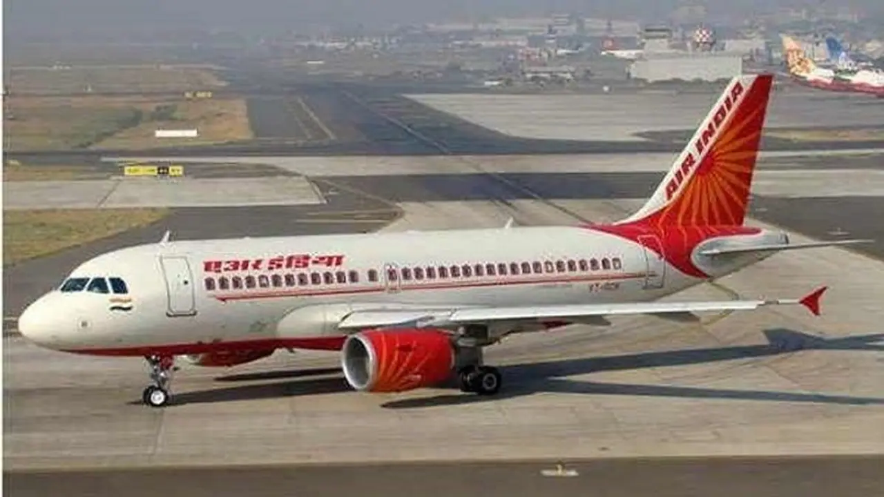 తెర మీదికి వచ్చిన మరో వివాదం.. విమానంలో అందించిన ఆహారంలో రాళ్లు.. క్షమాపణలు చెప్పిన ఎయిరిండియా తెర మీదికి వచ్చిన మరో వివాదం.. విమానంలో అందించిన ఆహారంలో రాళ్లు.. క్షమాపణలు చెప్పిన ఎయిరిండియా