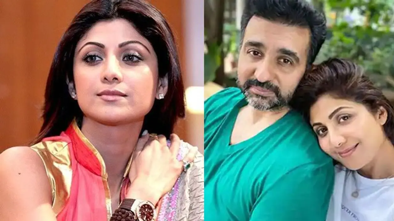 पति राज कुंद्रा की गिरफ्तारी के 3 दिन बाद पत्नी ने तोड़ी चुप्पी, ऐसी हो गई शिल्पा शेट्टी की हालत पति राज कुंद्रा की गिरफ्तारी के 3 दिन बाद पत्नी ने तोड़ी चुप्पी, ऐसी हो गई शिल्पा शेट्टी की हालत