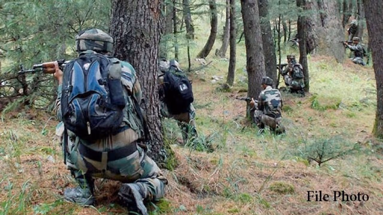 Experts arrive in Srinagar to help eliminate 'lone wolf' Pakistan trained terrorists