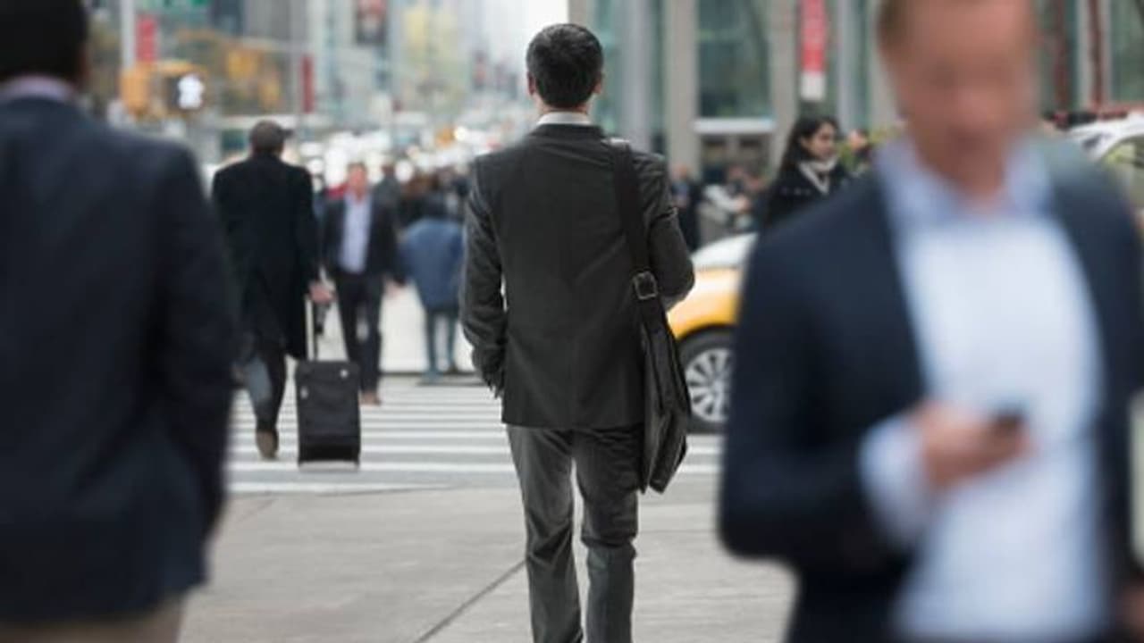 മോശം, മഹാമോശം: പുരുഷന്മാരുടെ ലിം​ഗത്തെ പച്ചക്കറികളോടുപമിച്ച് മാർക്ക് നൽകി കലാകാരി