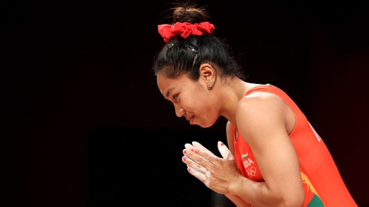 വെള്ളി നേട്ടത്തിന് പിന്നില് പ്രയാസങ്ങള് ഏറെയായിരുന്നു; വന്നവഴി പങ്കുവച്ച് ചാനു വെള്ളി നേട്ടത്തിന് പിന്നില് പ്രയാസങ്ങള് ഏറെയായിരുന്നു; വന്നവഴി പങ്കുവച്ച് ചാനു