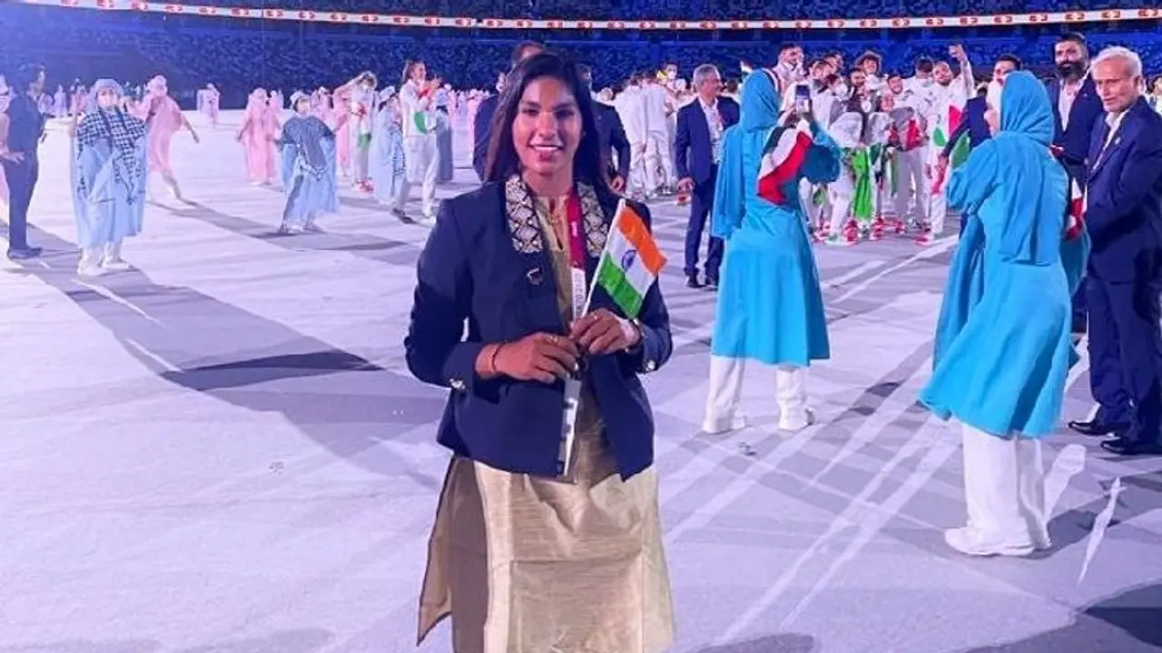 Tokyo Olympics: ফেন্সিংয়ে প্রথমবার জয় দিয়ে দুর্দান্ত শুরু ভারতের ভবানী দেবীর Tokyo Olympics: ফেন্সিংয়ে প্রথমবার জয় দিয়ে দুর্দান্ত শুরু ভারতের ভবানী দেবীর