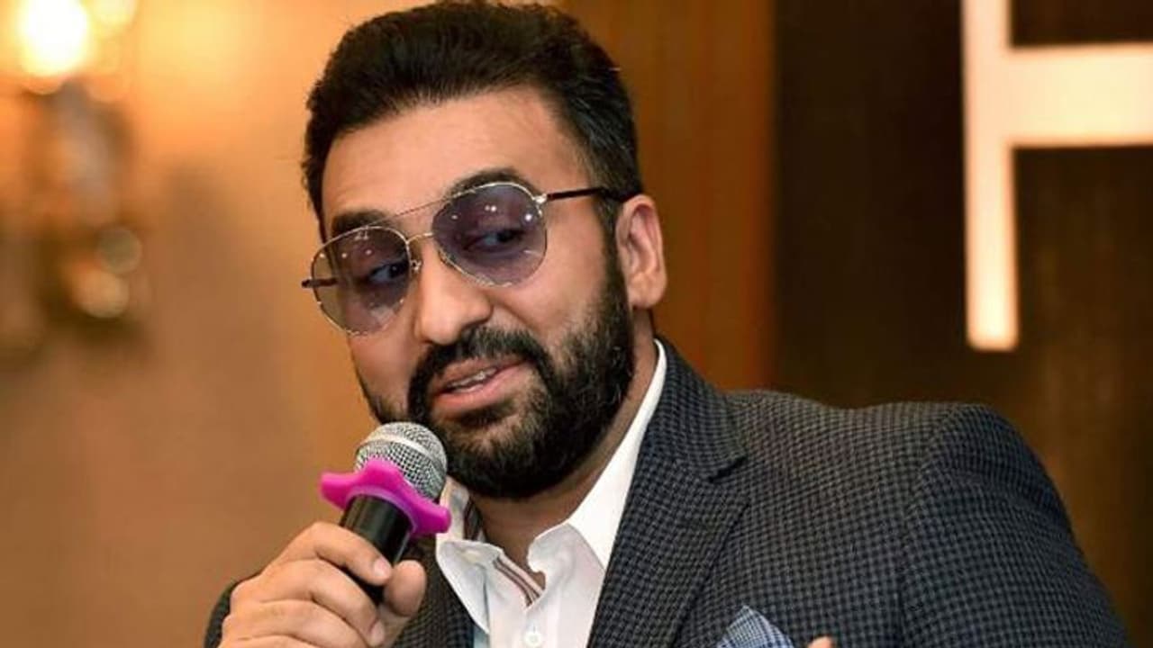 राज कुंद्रा केस: आरोपी तनवीर हाशमी ने कबूला बनाते थे न्यूडिटी शॉर्ट फिल्में लेकिन पोर्नोग्राफी नहीं राज कुंद्रा केस: आरोपी तनवीर हाशमी ने कबूला बनाते थे न्यूडिटी शॉर्ट फिल्में लेकिन पोर्नोग्राफी नहीं