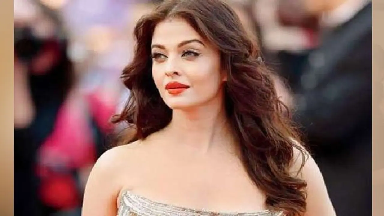 সঙ্গম যৌনতা থেকে শতযোজন দূরে কেন থাকতেন ঐশ্বর্য, ফাঁস করলেন রাই সুন্দরী সঙ্গম যৌনতা থেকে শতযোজন দূরে কেন থাকতেন ঐশ্বর্য, ফাঁস করলেন রাই সুন্দরী