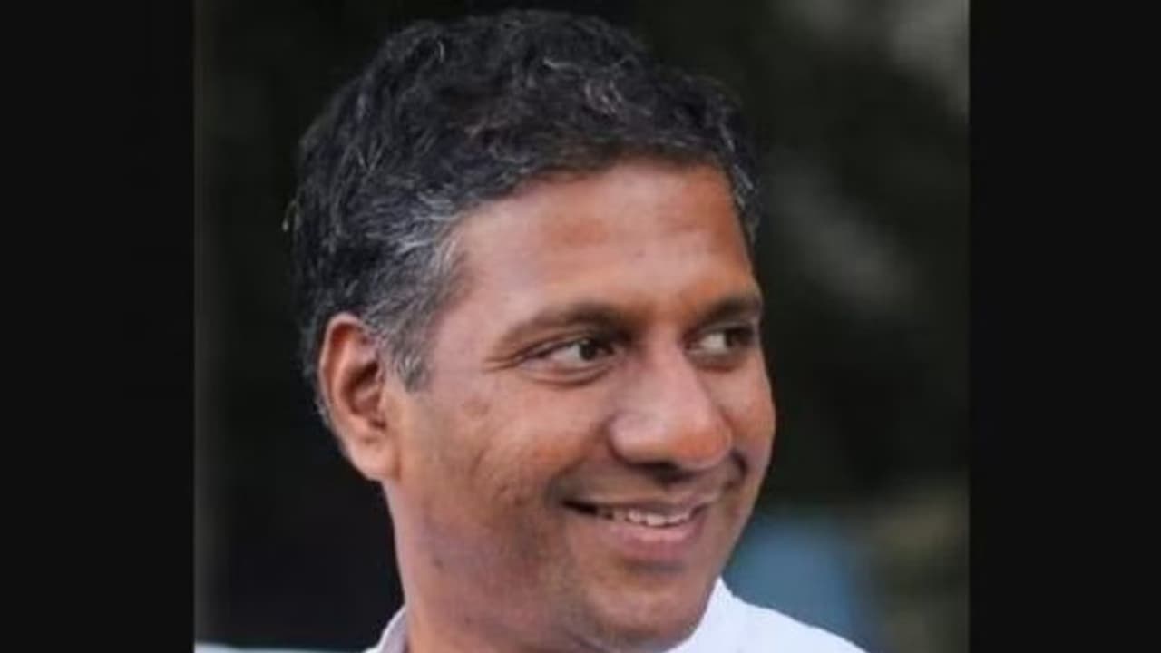 ಸಿಗದ ಸಚಿವ ಸ್ಥಾನ: ಅತೃಪ್ತ ಶಾಸಕರಿಂದ ಸಭೆ, ಬೆಲ್ಲದ ಹೇಳಿದ್ದೇನು? ಸಿಗದ ಸಚಿವ ಸ್ಥಾನ: ಅತೃಪ್ತ ಶಾಸಕರಿಂದ ಸಭೆ, ಬೆಲ್ಲದ ಹೇಳಿದ್ದೇನು?