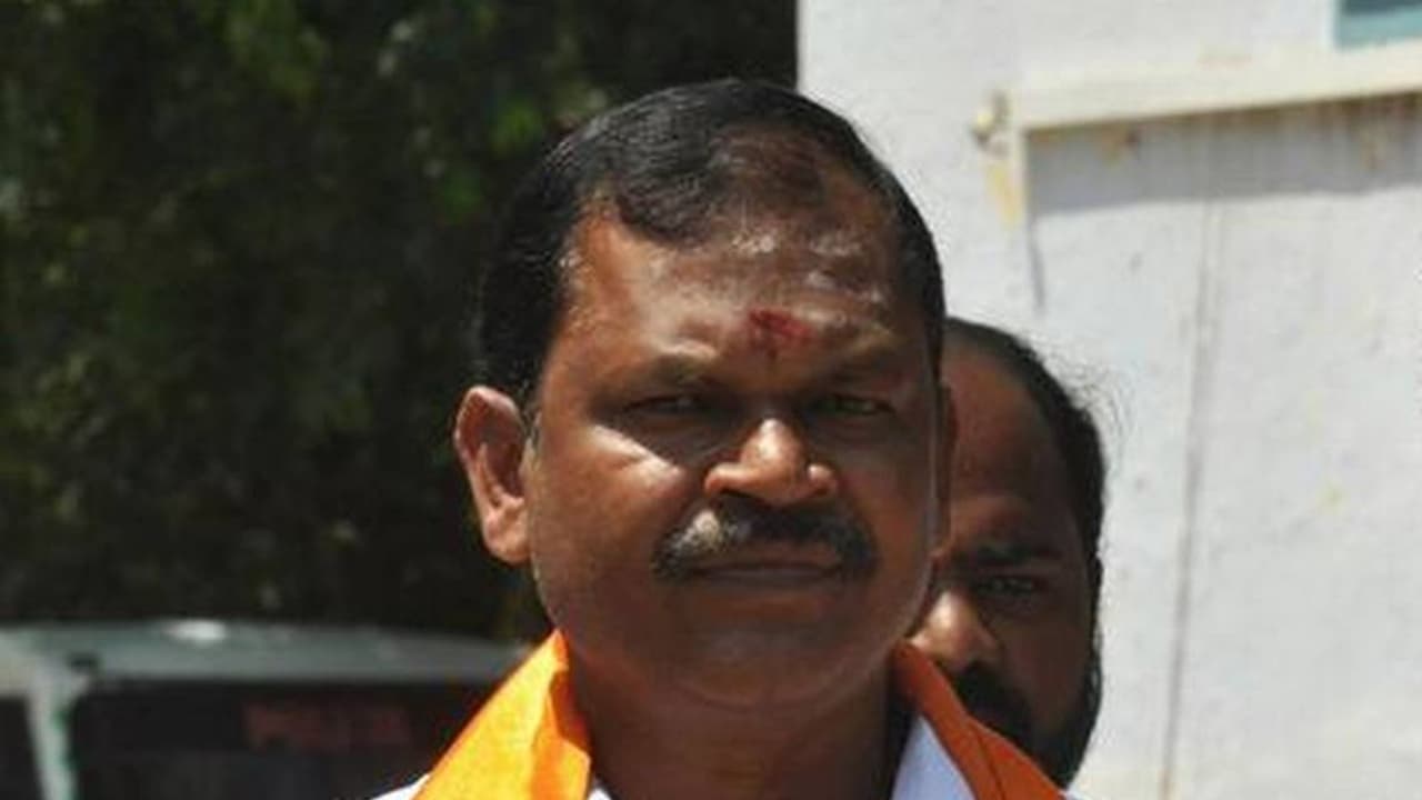  இந்துக்கள் நடத்தும் பள்ளியில் தவறு நடந்தால் சூறையாடப்படுகிறது.. கிறிஸ்தவர்கள் நடத்தும் பள்ளி.? அர்ஜூன் சம்பத்