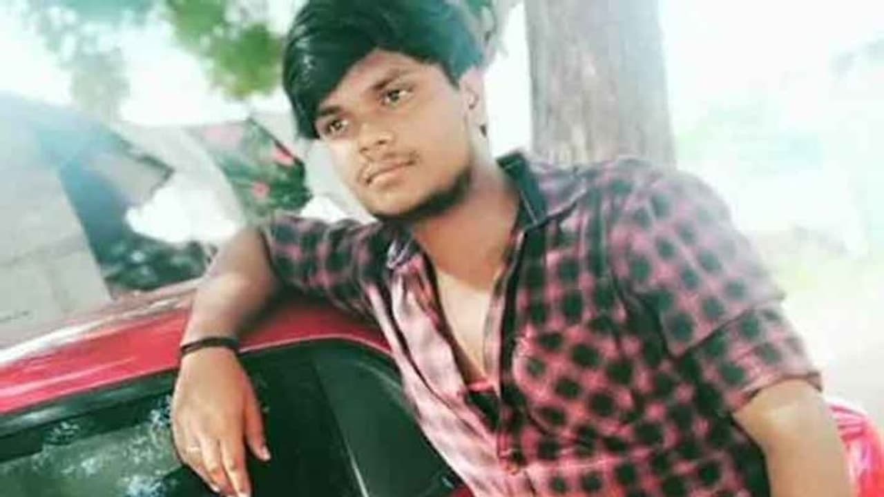 அட கடவுளே.. இதுக்கு கூடவா கொலை செய்றாங்க.. மருத்துவ மாணவரை துடிதுடிக்க கொன்ற கும்பல்.. ! அட கடவுளே.. இதுக்கு கூடவா கொலை செய்றாங்க.. மருத்துவ மாணவரை துடிதுடிக்க கொன்ற கும்பல்.. !