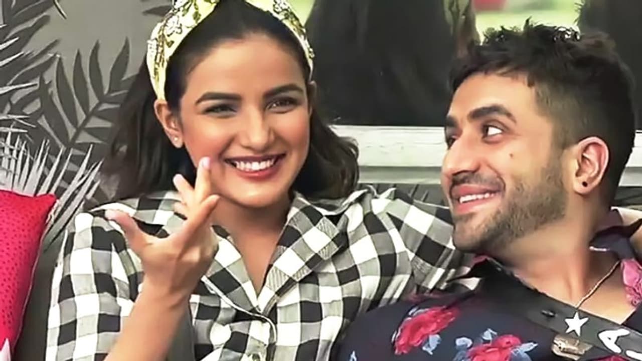 जैस्मिन भसीन को देख एक शख्स बोला अली भाई को मेरा हैलो बोलना, एक्ट्रेस ने कहा सर और कोई ऑर्डर? जैस्मिन भसीन को देख एक शख्स बोला अली भाई को मेरा हैलो बोलना, एक्ट्रेस ने कहा सर और कोई ऑर्डर?