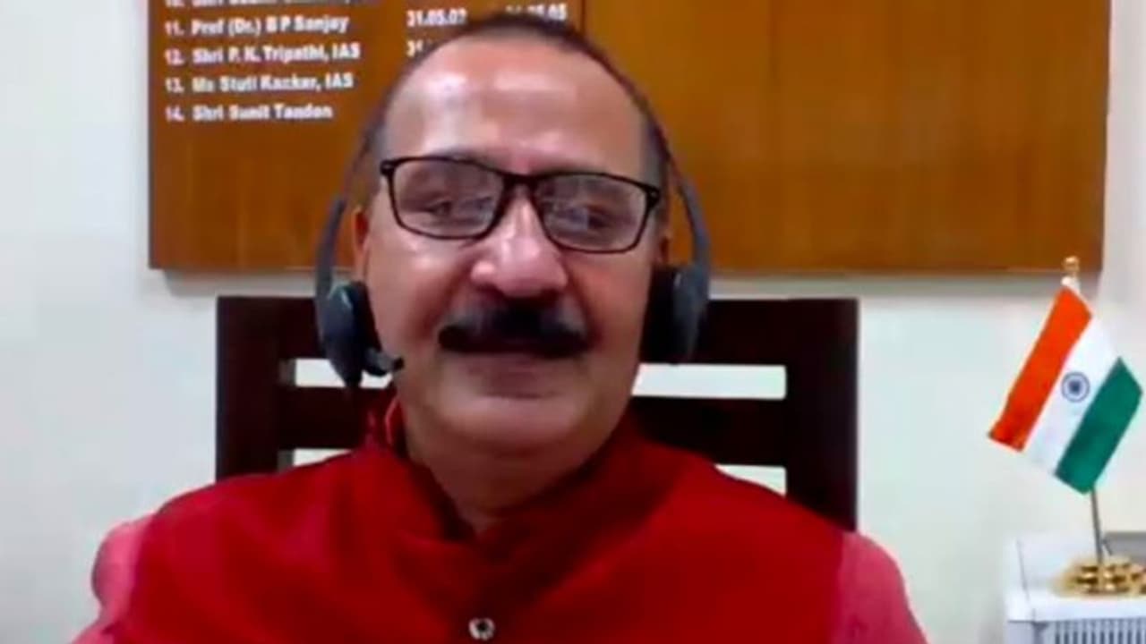 IIMC के महानिदेशक ने कहा कोविड के खिलाफ जंग में मीडिया ने निभाई महत्वपूर्ण भूमिका, लोगों को किया जागरुक