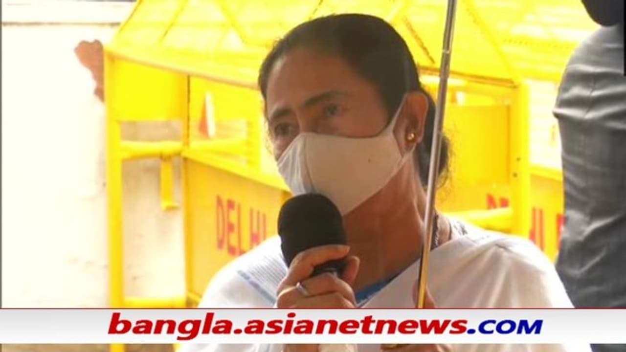 পেগাসাস তদন্ত থেকে করোনা ভ্যাকসিন কী কথা হল মোদী মমতার ঐতিহাসিক বৈঠকে