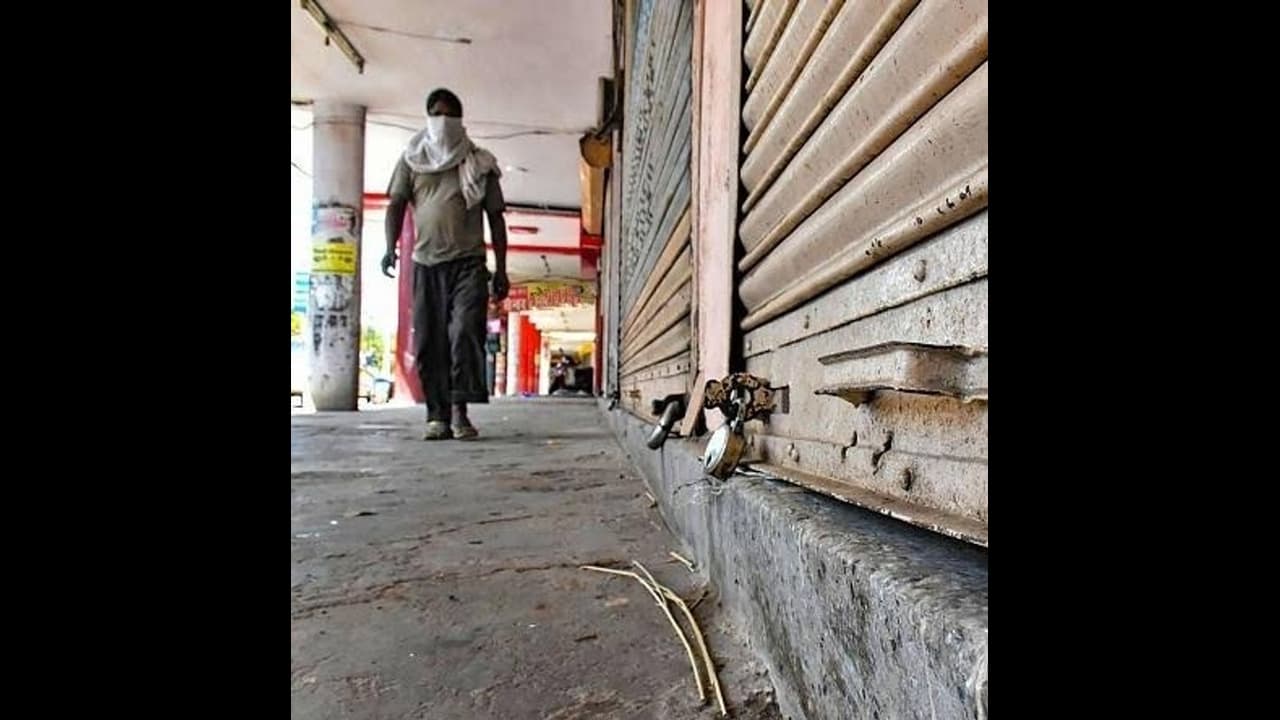 গন্তব্য হিমালয়, সামাজিক বার্তা নিয়ে হেঁটে মুর্শিদাবাদে এলেন কেরালার যুবক গন্তব্য হিমালয়, সামাজিক বার্তা নিয়ে হেঁটে মুর্শিদাবাদে এলেন কেরালার যুবক