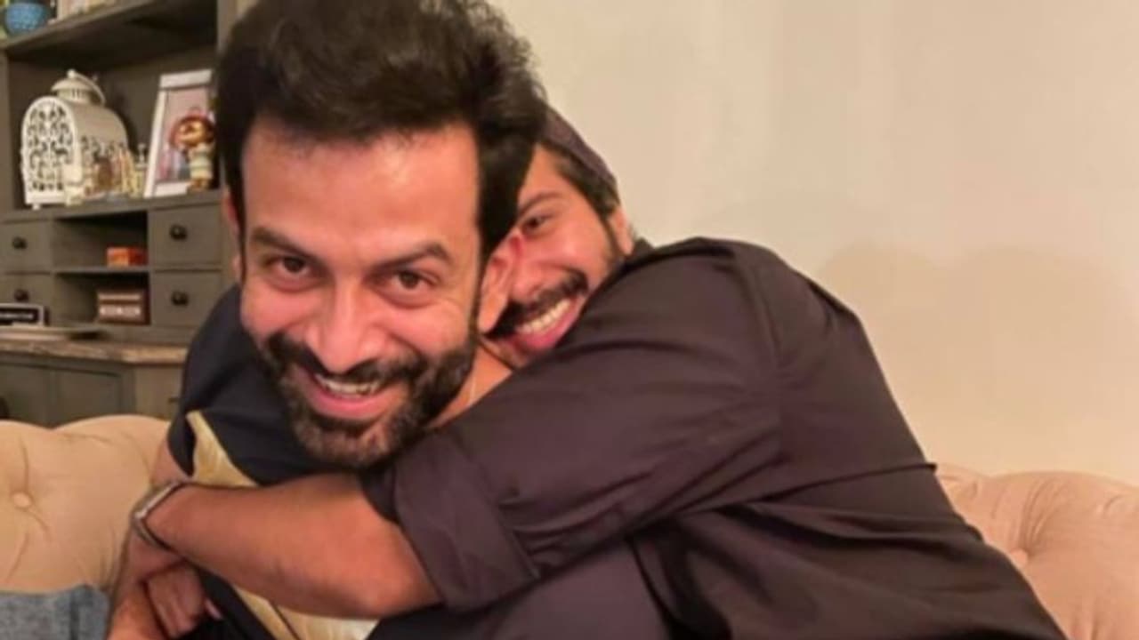 'ഒരു സുഹൃത്തിന് അപ്പുറമാണ് നിങ്ങള്', ദുല്ഖറിനോട് പൃഥ്വിരാജ് 'ഒരു സുഹൃത്തിന് അപ്പുറമാണ് നിങ്ങള്', ദുല്ഖറിനോട് പൃഥ്വിരാജ്