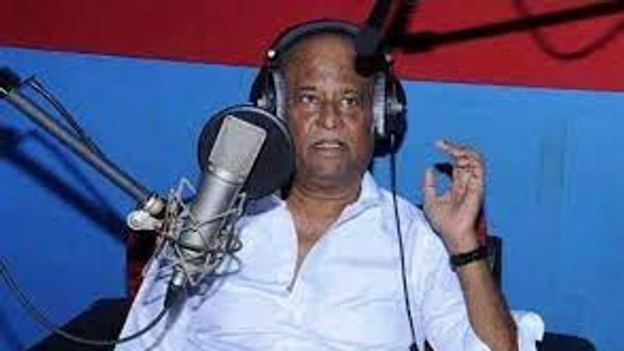 புயல் வேகத்தில் சூப்பர் ஸ்டார்... ‘அண்ணாத்த’ பட டப்பிங் பணியை தொடங்கிய ரஜினி...! புயல் வேகத்தில் சூப்பர் ஸ்டார்... ‘அண்ணாத்த’ பட டப்பிங் பணியை தொடங்கிய ரஜினி...!