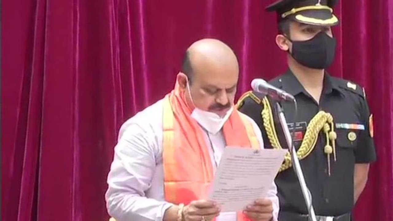 ಬೊಮ್ಮಾಯಿಗೆ ಸಿಎಂ ಹುದ್ದೆ : ನಿಜವಾಯ್ತು ಕಾಡಸಿದ್ದೇಶ್ವರ ಭವಿಷ್ಯ