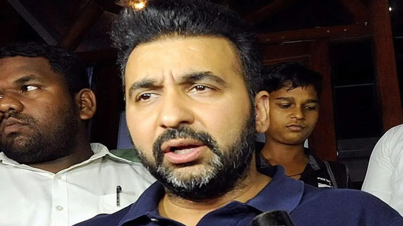 Pornography Case: शिल्पा शेट्टी के पति राज कुंद्रा को कोर्ट से लगा झटका, नहीं मिली जमानत, रहेंगे जेल में Pornography Case: शिल्पा शेट्टी के पति राज कुंद्रा को कोर्ट से लगा झटका, नहीं मिली जमानत, रहेंगे जेल में