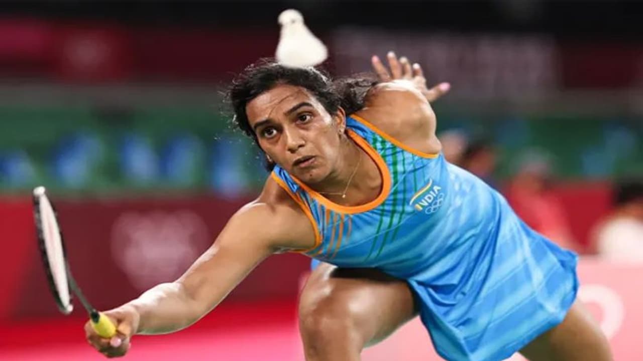 French Open Badminton: पीवी सिंधु ने अगले दौर में किया प्रवेश, कई स्टार खिलाड़ी हारकर बाहर French Open Badminton: पीवी सिंधु ने अगले दौर में किया प्रवेश, कई स्टार खिलाड़ी हारकर बाहर