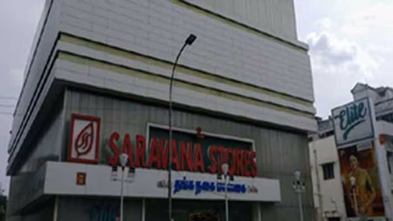 IT Raid: ஐடி ரெய்டுக்கு இதுதான் காரணமா? தீயாய் பரவும் தகவல் IT Raid: ஐடி ரெய்டுக்கு இதுதான் காரணமா? தீயாய் பரவும் தகவல்