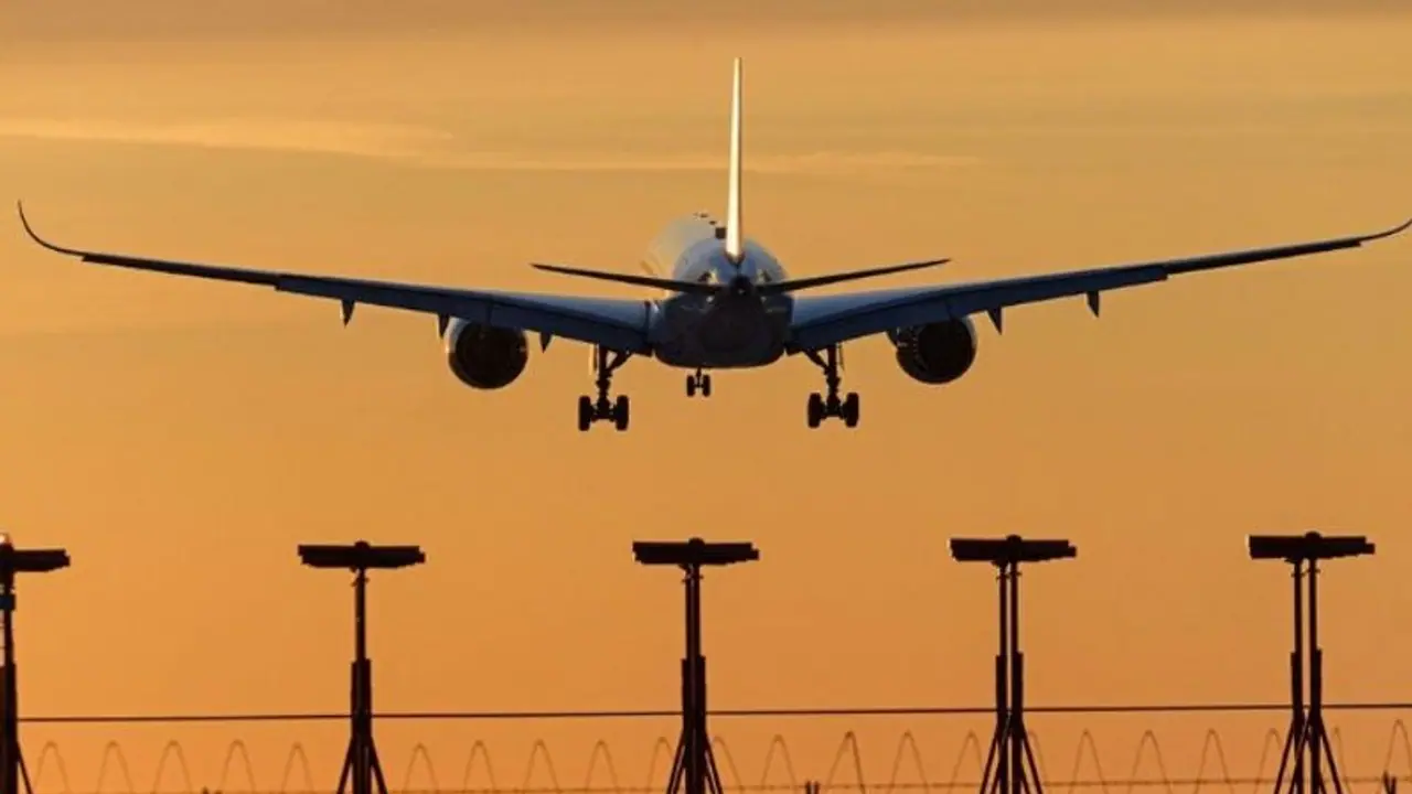 Over 4,000 flights cancelled worldwide, more than half in United States amid rise in COVID cases