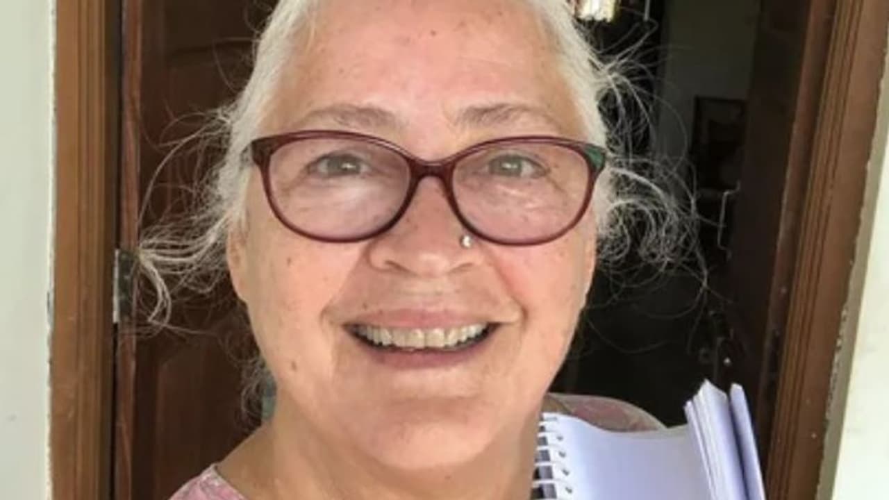 ക്യാൻസര് അതിജീവിച്ച നഫിസ അലി വെള്ളിത്തിരയിലേക്ക് മടങ്ങിയെത്തുന്നു ക്യാൻസര് അതിജീവിച്ച നഫിസ അലി വെള്ളിത്തിരയിലേക്ക് മടങ്ങിയെത്തുന്നു