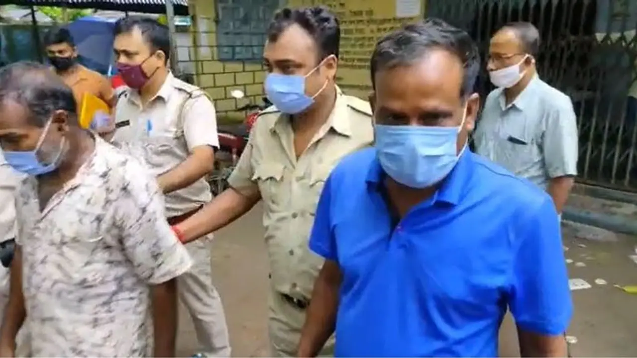 হেফাজতে থাকা মহিলাকে ধর্ষণের অভিযোগ, গ্রেফতার বিএসএফ জওয়ান হেফাজতে থাকা মহিলাকে ধর্ষণের অভিযোগ, গ্রেফতার বিএসএফ জওয়ান