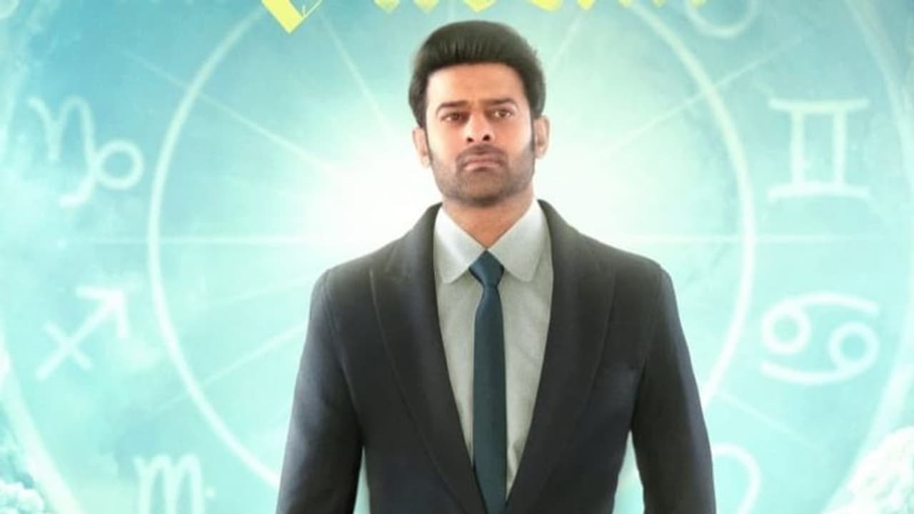 రాధే శ్యామ్ రిలీజ్ డేట్ ఫిక్స్... మహేష్, పవన్ లతో యుద్దానికి సిద్దమైన ప్రభాస్ రాధే శ్యామ్ రిలీజ్ డేట్ ఫిక్స్... మహేష్, పవన్ లతో యుద్దానికి సిద్దమైన ప్రభాస్