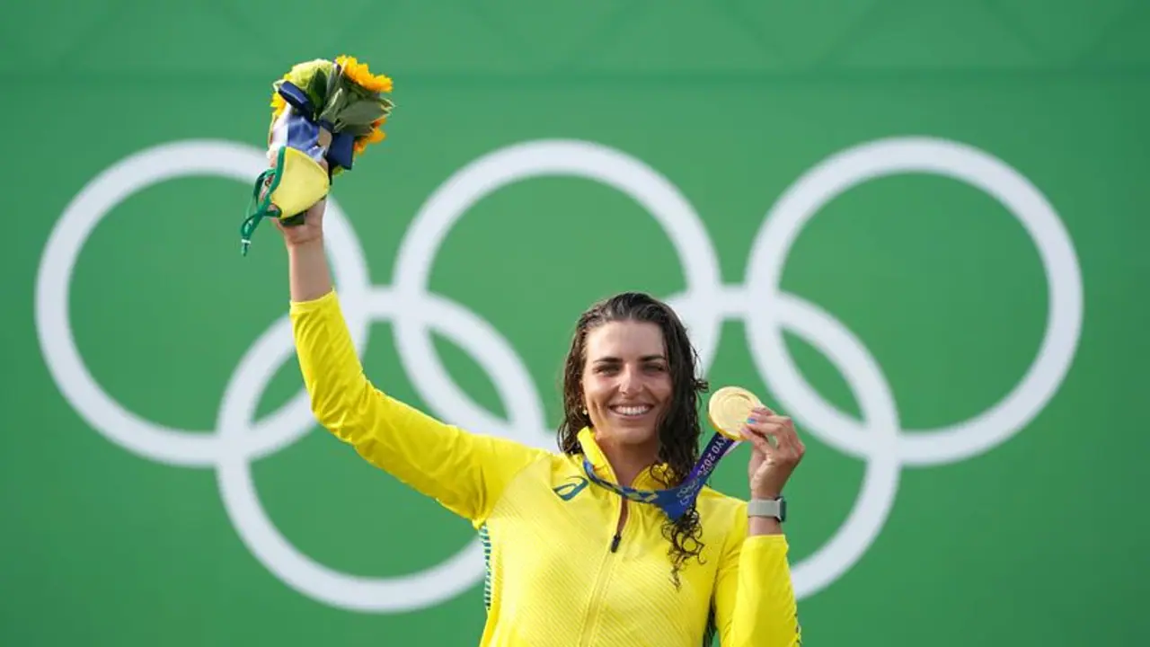 ಕಾಂಡೋಮ್ ಹೀಗೂ ಬಳಸಬಹುದು; ಚಿನ್ನದ ಪದಕ ವಿಜೇತ ಒಲಿಂಪಿಕ್ಸ್ ಪಟುವಿನ ವಿಡಿಯೋ ವೈರಲ್! ಕಾಂಡೋಮ್ ಹೀಗೂ ಬಳಸಬಹುದು; ಚಿನ್ನದ ಪದಕ ವಿಜೇತ ಒಲಿಂಪಿಕ್ಸ್ ಪಟುವಿನ ವಿಡಿಯೋ ವೈರಲ್!