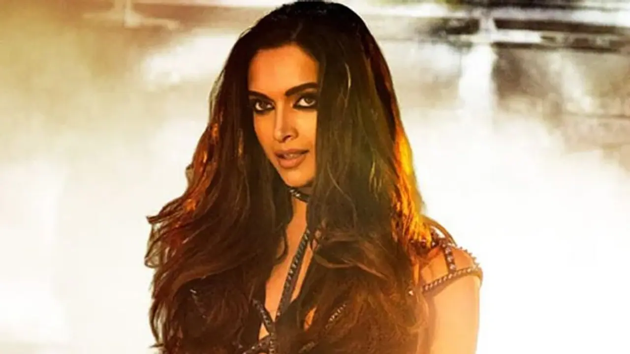 দীপিকার দাবিতে চোখ কপালে বনশালির, ‘বৈজু বাওয়া’ ছবি থেকে বাদ পড়লেন মাস্তানি দীপিকার দাবিতে চোখ কপালে বনশালির, ‘বৈজু বাওয়া’ ছবি থেকে বাদ পড়লেন মাস্তানি