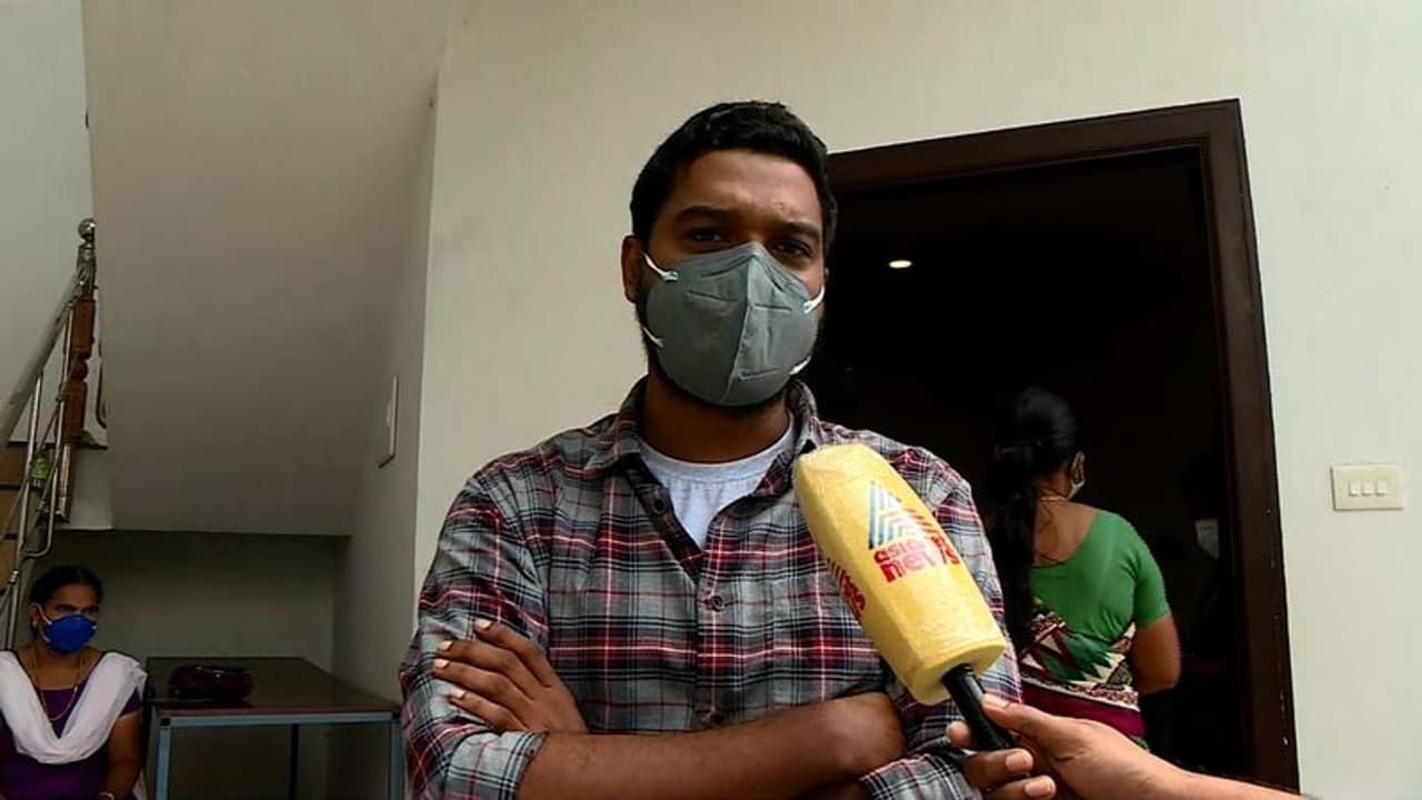 പ്രതികളായ സിപിഎം നേതാക്കളെ അറസ്റ്റ് ചെയ്യാതെ പൊലീസ്, 'അധിക ജോലി' ചെയ്ത് മർദ്ദനമേറ്റ ഡോക്ടറുടെ പ്രതിഷേധം