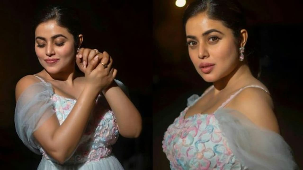 ఇన్నోసెంట్గా ఉండే `ఢీ` పూర్ణ తిరగబడితే `సుందరి` అవుతుందట! ఇన్నోసెంట్గా ఉండే `ఢీ` పూర్ణ తిరగబడితే `సుందరి` అవుతుందట!