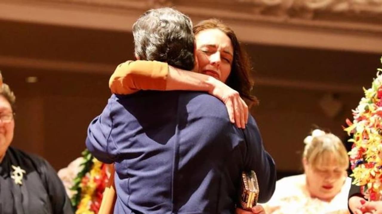 നീതികേട് കാട്ടി, ക്ഷമിക്കണം; കുടിയേറ്റക്കാരോട് കാണിച്ച അനീതിയിൽ ക്ഷമ ചോദിച്ച് ന്യൂസിലാൻഡ് പ്രധാനമന്ത്രി നീതികേട് കാട്ടി, ക്ഷമിക്കണം; കുടിയേറ്റക്കാരോട് കാണിച്ച അനീതിയിൽ ക്ഷമ ചോദിച്ച് ന്യൂസിലാൻഡ് പ്രധാനമന്ത്രി