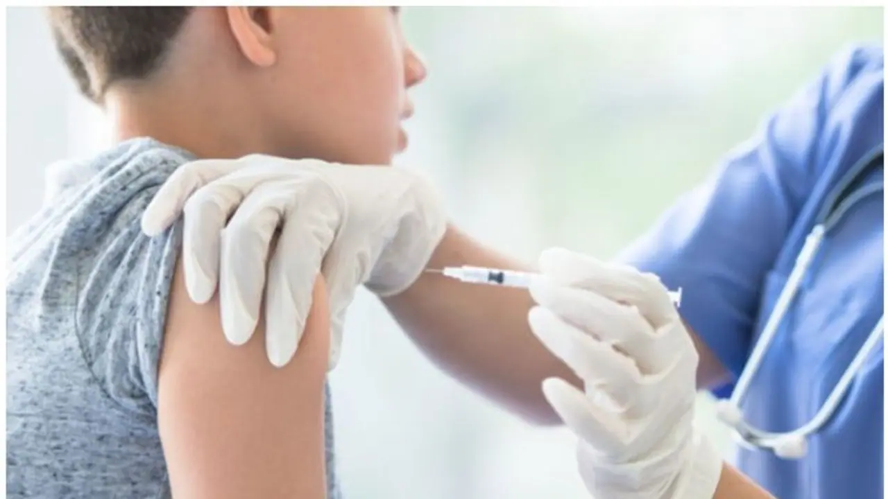 ಭಾರತದಲ್ಲೂ ಲಸಿಕೆ ಬೆರಕೆ? ಕೋವಿಶೀಲ್ಡ್, ಸ್ಪುಟ್ನಿಕ್ ಲಸಿಕೆಗೆ ಒಪ್ಪಿಗೆ? ಭಾರತದಲ್ಲೂ ಲಸಿಕೆ ಬೆರಕೆ? ಕೋವಿಶೀಲ್ಡ್, ಸ್ಪುಟ್ನಿಕ್ ಲಸಿಕೆಗೆ ಒಪ್ಪಿಗೆ?