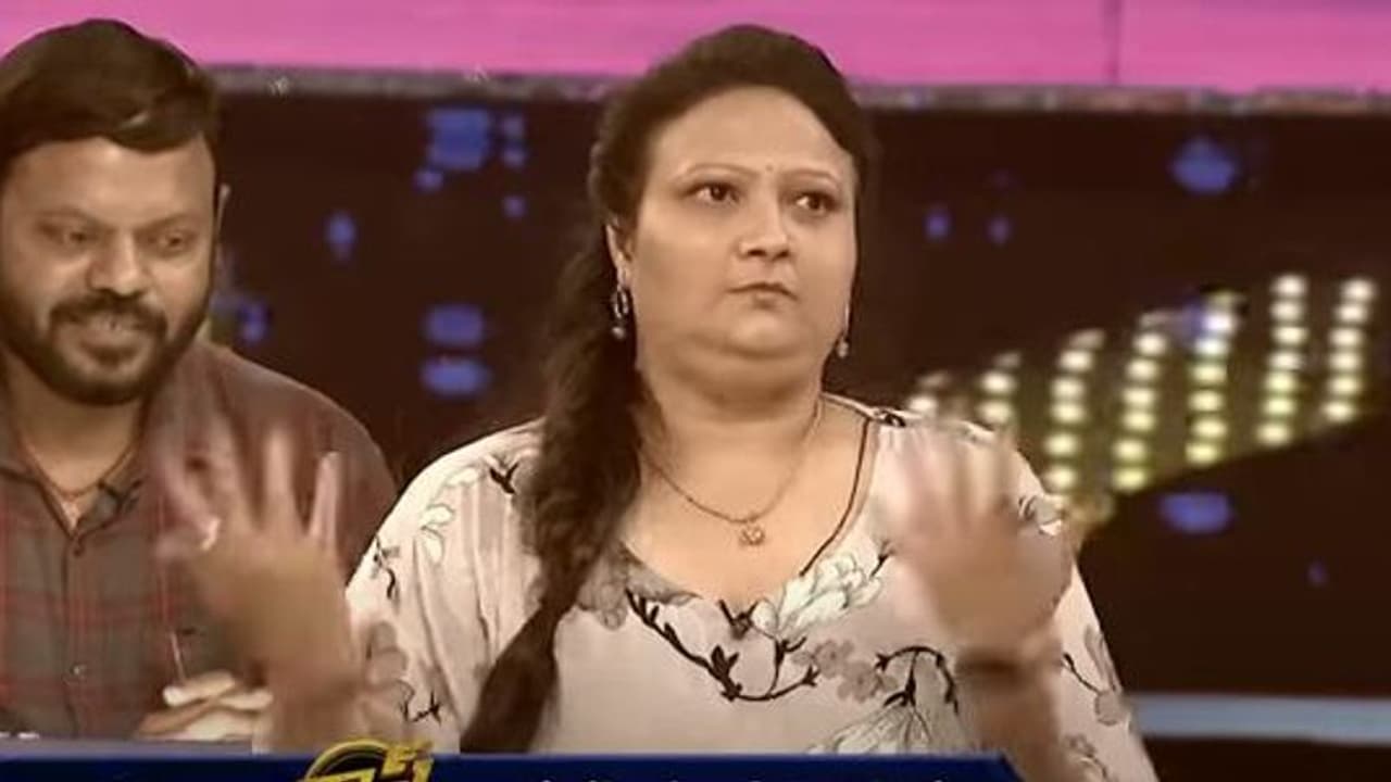 కమెడియన్ గీతాసింగ్ ఇంట తీవ్ర విషాదం.. ప్రమాదంలో కొడుకుని కోల్పోయిన హాస్యనటి కమెడియన్ గీతాసింగ్ ఇంట తీవ్ర విషాదం.. ప్రమాదంలో కొడుకుని కోల్పోయిన హాస్యనటి