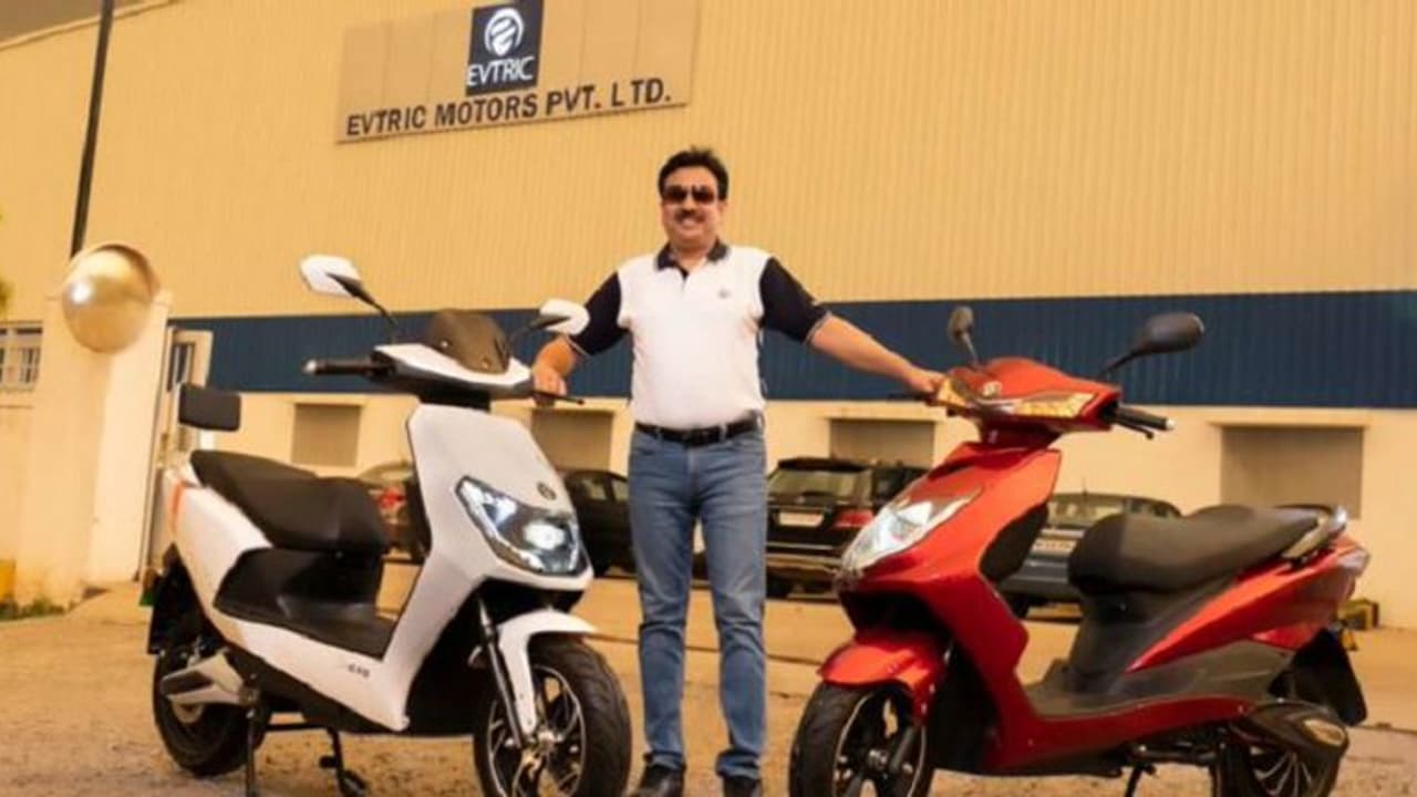 ಇವಿಟ್ರಿಕ್ ಎಲೆಕ್ಟ್ರಿಕ್ ಸ್ಕೂಟರ್ ಬಿಡುಗಡೆ, ಬೆಲೆ 64 ಸಾವಿರ, 75 ಕಿ.ಮೀ ಮೈಲೇಜ್! ಇವಿಟ್ರಿಕ್ ಎಲೆಕ್ಟ್ರಿಕ್ ಸ್ಕೂಟರ್ ಬಿಡುಗಡೆ, ಬೆಲೆ 64 ಸಾವಿರ, 75 ಕಿ.ಮೀ ಮೈಲೇಜ್!