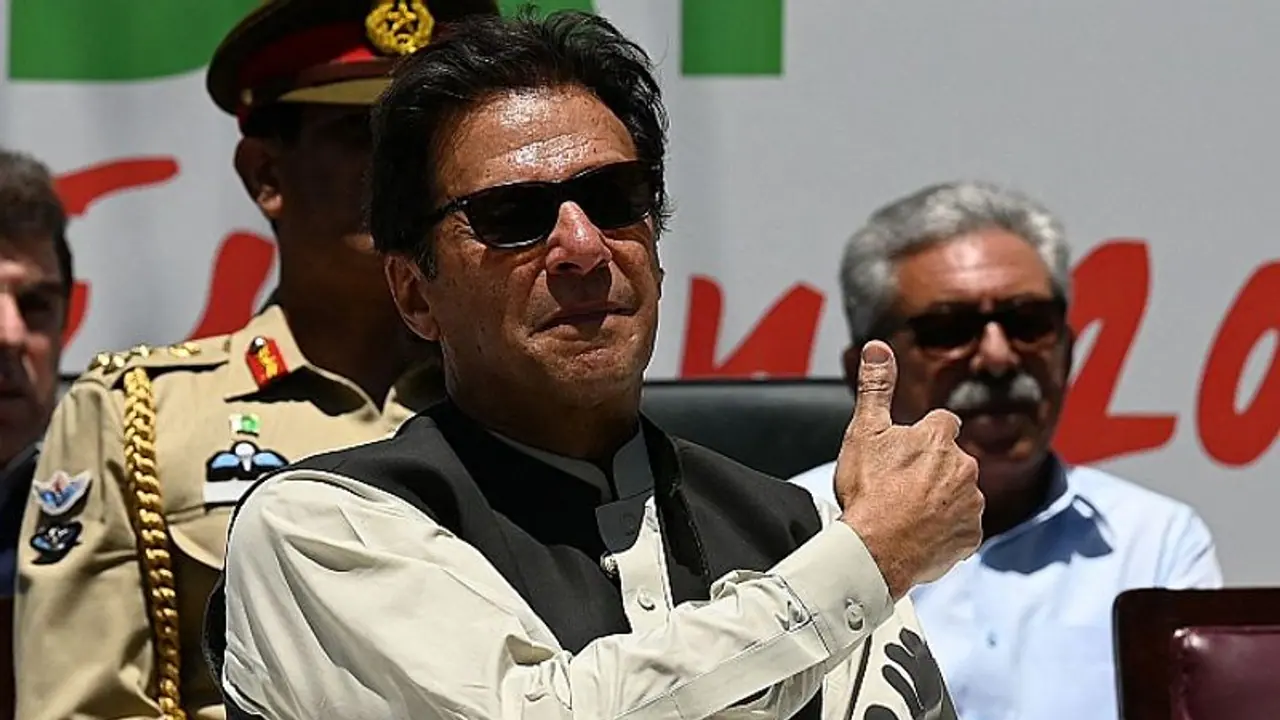 3 reasons why Imran Khan lost Pakistan Army's trust and PM's chair