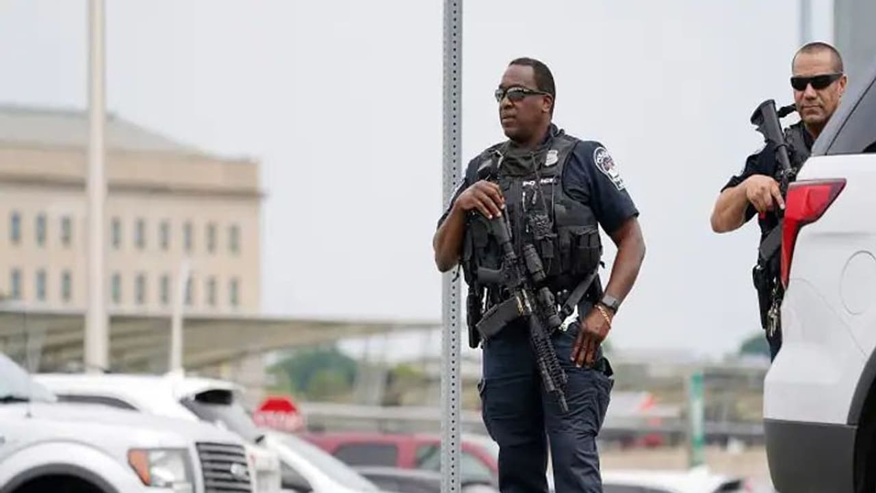 రెండేళ్లలో చైనాతో అమెరికా యుద్ధం?.. 2025లో యుద్ధం చేస్తామని అనిపిస్తున్నది: అమెరికా ఎయిర్ఫోర్స్ జనరల్ సంచలనం రెండేళ్లలో చైనాతో అమెరికా యుద్ధం?.. 2025లో యుద్ధం చేస్తామని అనిపిస్తున్నది: అమెరికా ఎయిర్ఫోర్స్ జనరల్ సంచలనం