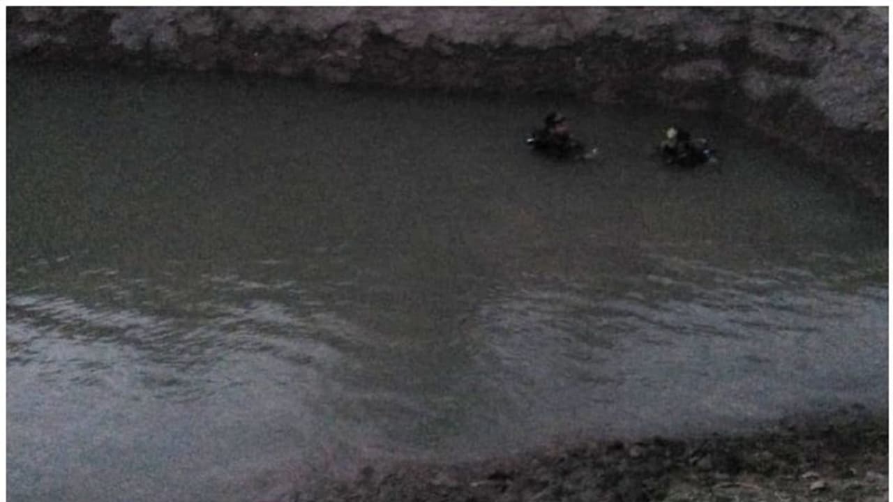 ഒമാനിലെ സോഹാറിൽ കുട്ടി വെള്ളക്കെട്ടില് മുങ്ങി മരിച്ചു ഒമാനിലെ സോഹാറിൽ കുട്ടി വെള്ളക്കെട്ടില് മുങ്ങി മരിച്ചു