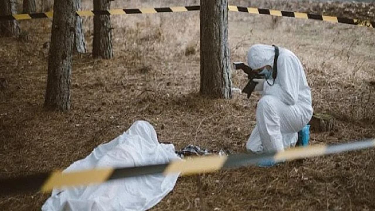 मानवता शर्मसार: 12 साल की बच्ची का रेप के बाद की हत्या, फिर पेड़ से लटका दिया मासूम का शव मानवता शर्मसार: 12 साल की बच्ची का रेप के बाद की हत्या, फिर पेड़ से लटका दिया मासूम का शव