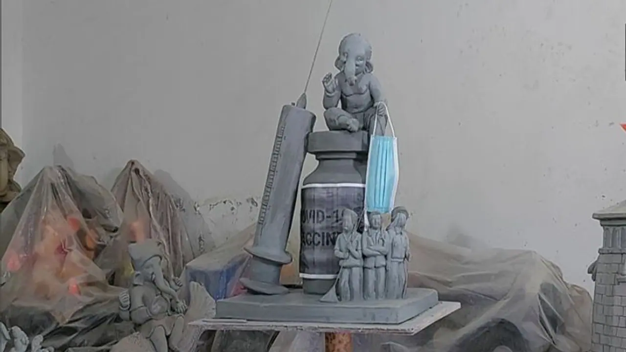 Ganesh Chaturthi: Gujarat artist makes eco friendly idol, aims to promote COVID inoculation