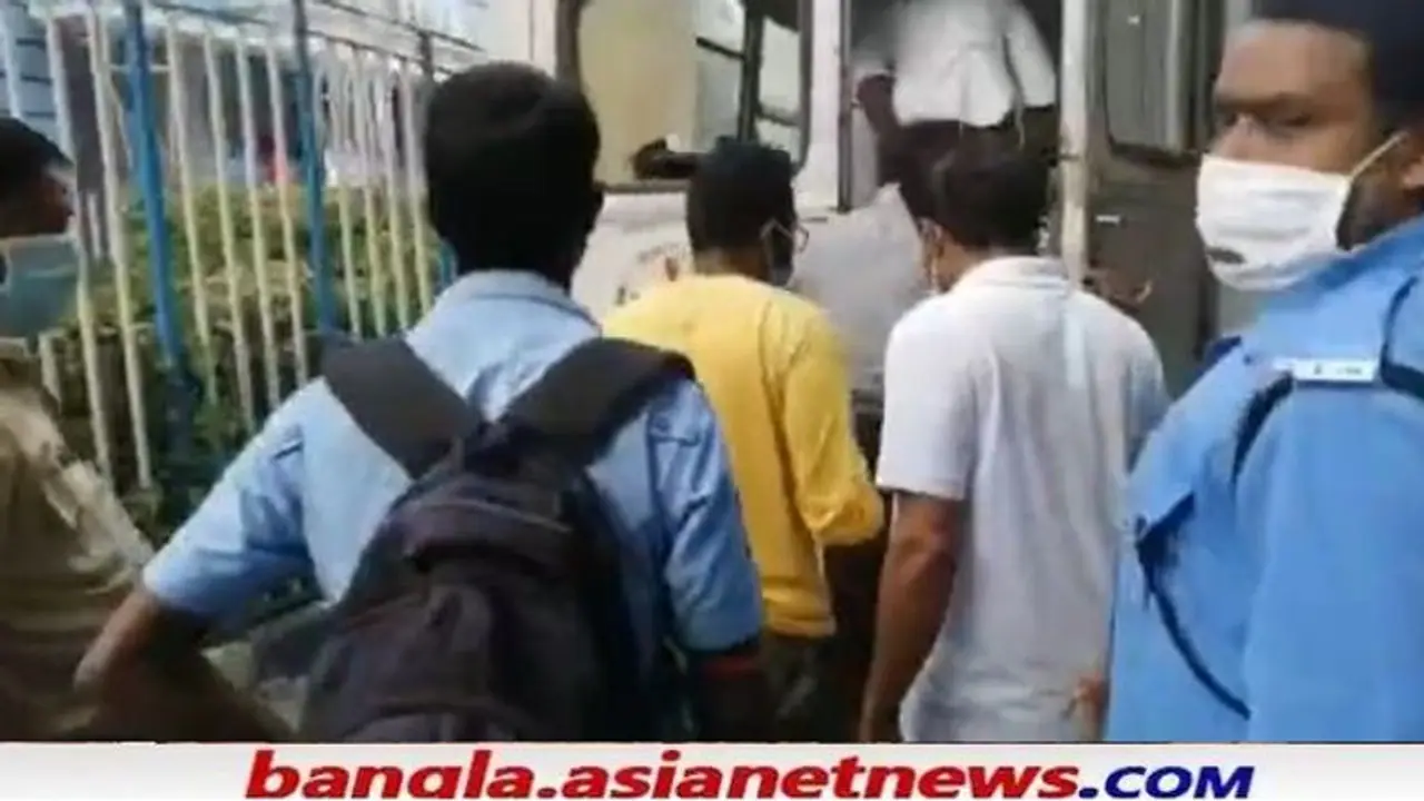 ব্য়াঙ্ক লোনের নামে লক্ষাধিক টাকার প্রতারণা, কালীঘাট বেহালা থেকে ৩ মহিলা সহ গ্রেফতার ৮ ব্য়াঙ্ক লোনের নামে লক্ষাধিক টাকার প্রতারণা, কালীঘাট বেহালা থেকে ৩ মহিলা সহ গ্রেফতার ৮